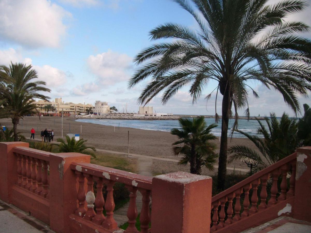 La Biznaga Estudio Frente Al Mar Benalmadena Luaran gambar